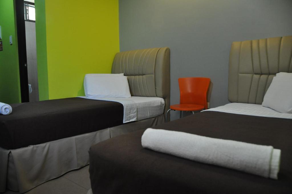 North Zen Basic Spaces Davao Room photo
