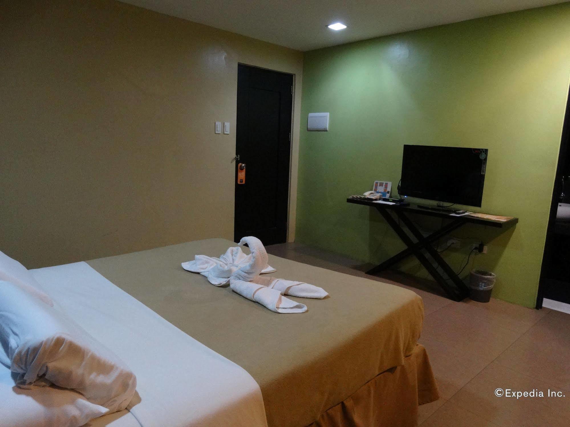 North Zen Basic Spaces Davao Exterior photo